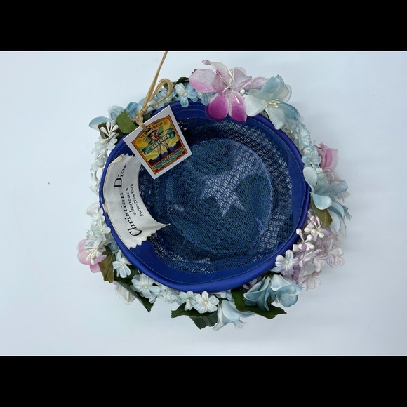 1950s Christian Dior Floral Hat - Picture 2 of 6